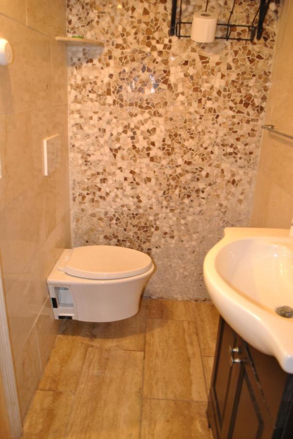 Ewr Airport Multilevel Guest House Room With 2-3 Beds Newark Exteriér fotografie