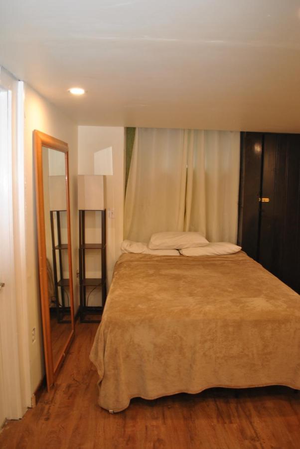 Ewr Airport Multilevel Guest House Room With 2-3 Beds Newark Exteriér fotografie