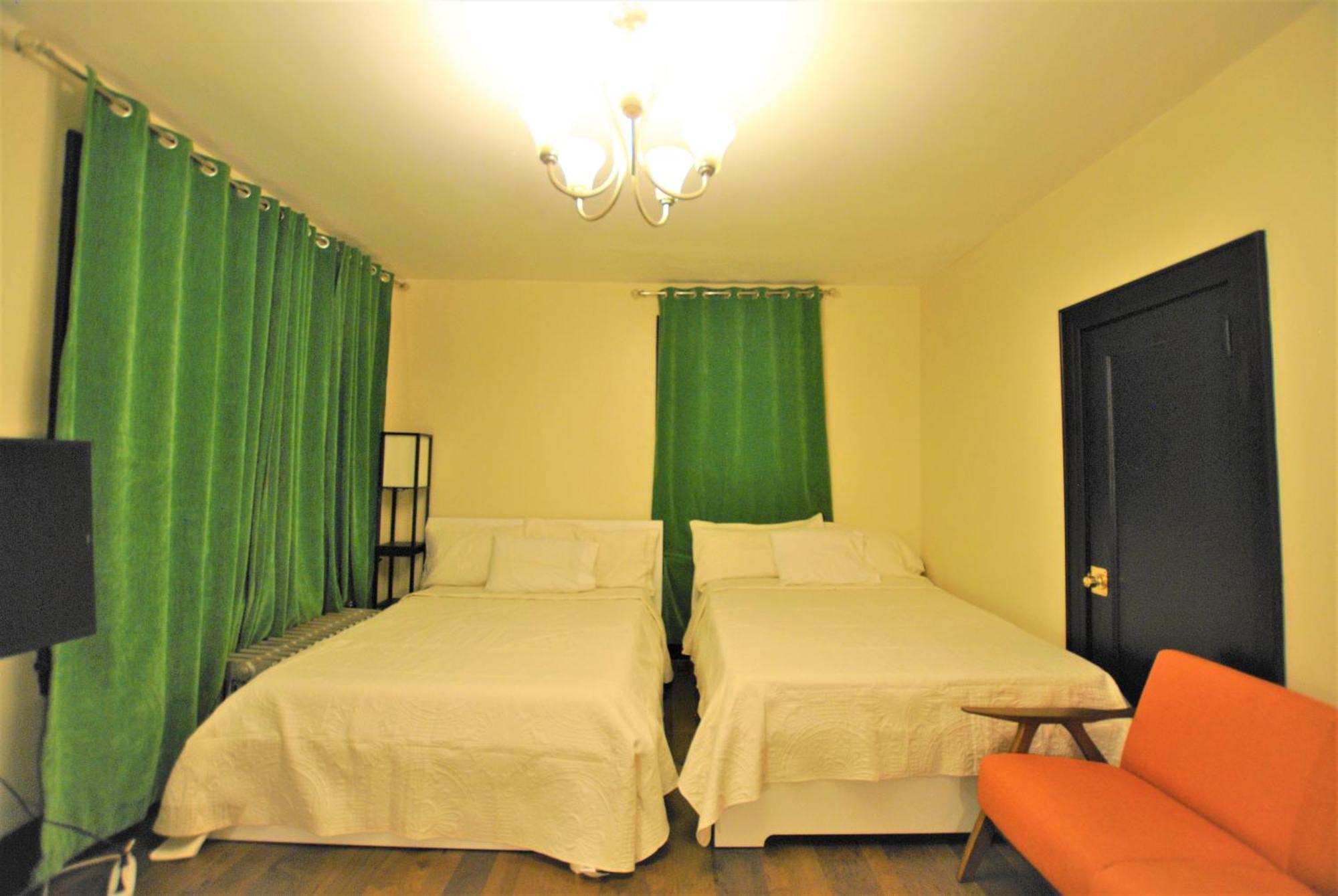 Ewr Airport Multilevel Guest House Room With 2-3 Beds Newark Exteriér fotografie